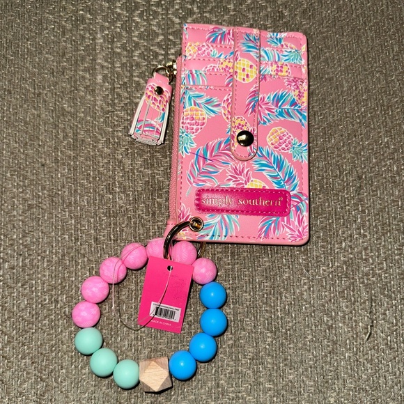 Simply Southern Card Holder and Keychain - Picture 1 of 3